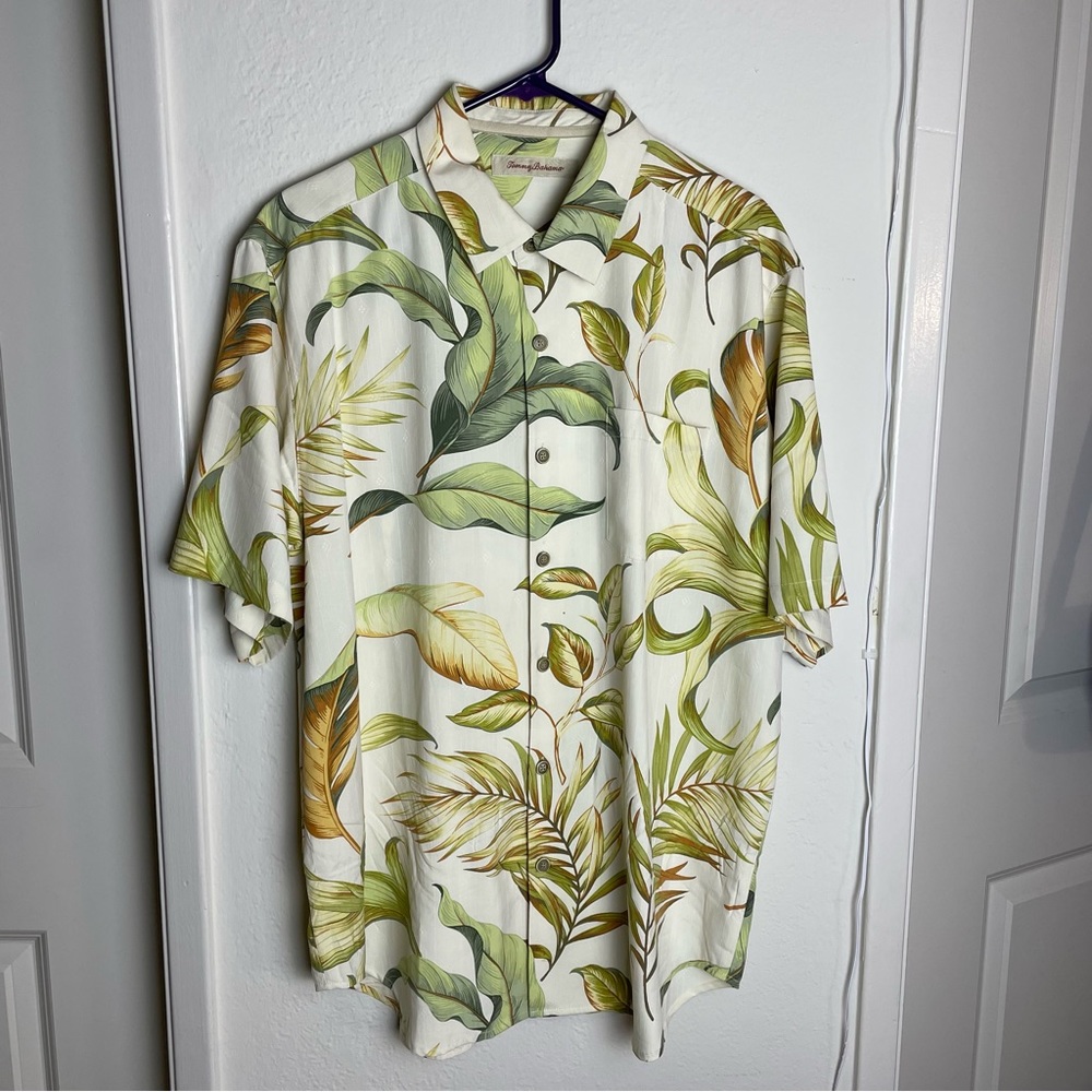 Tommy Bahama Mens Size L Hawaiian Aloha Shirt Yellow Green Floral 100% Silk